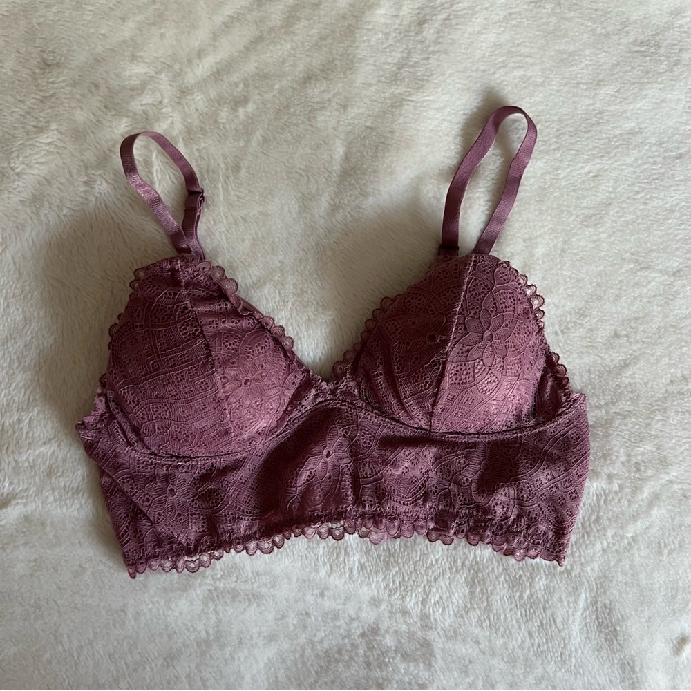 Lacy Mauve Bralette - Picture 2 of 6